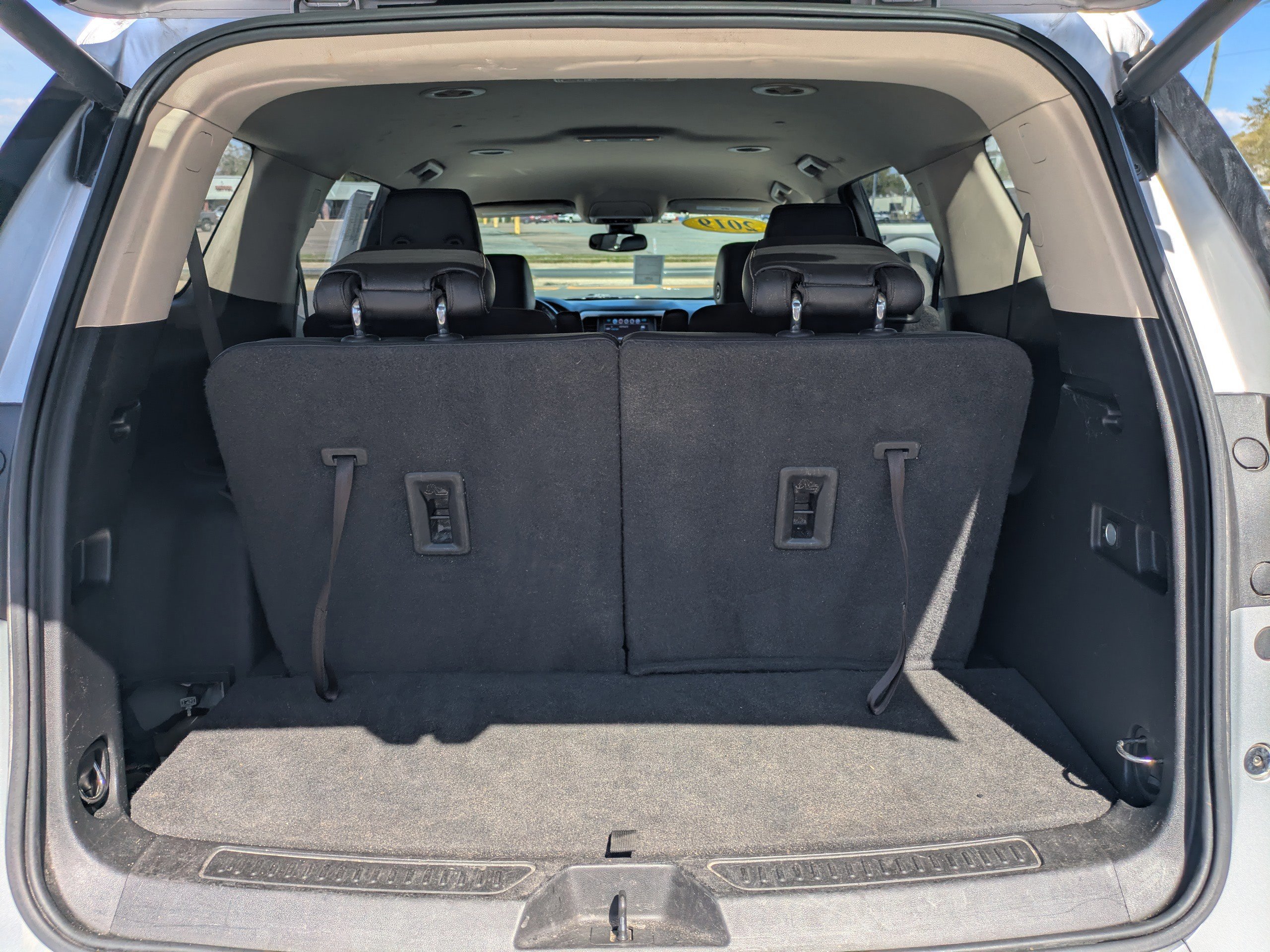 Used 2019 GMC Acadia Denali image 9