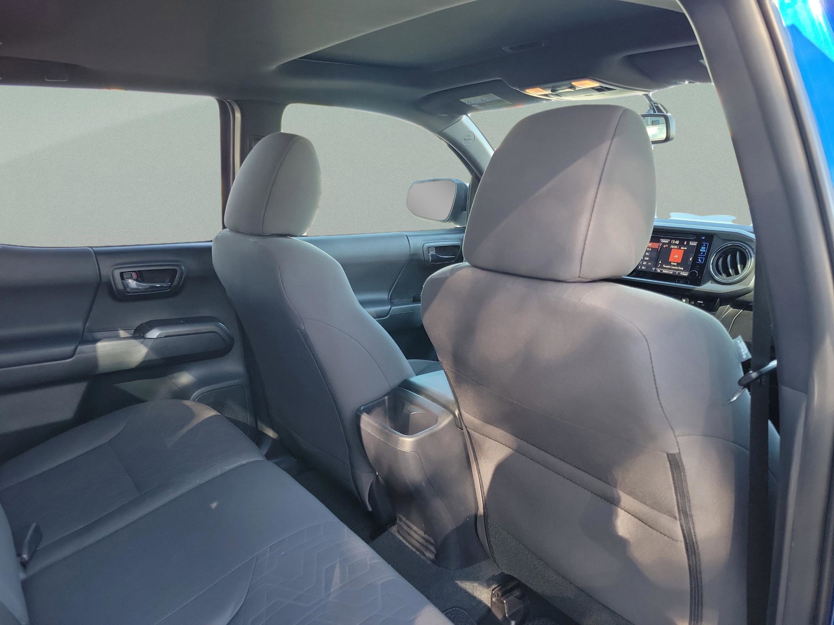 Used 2017 Toyota Tacoma SR5 image 21