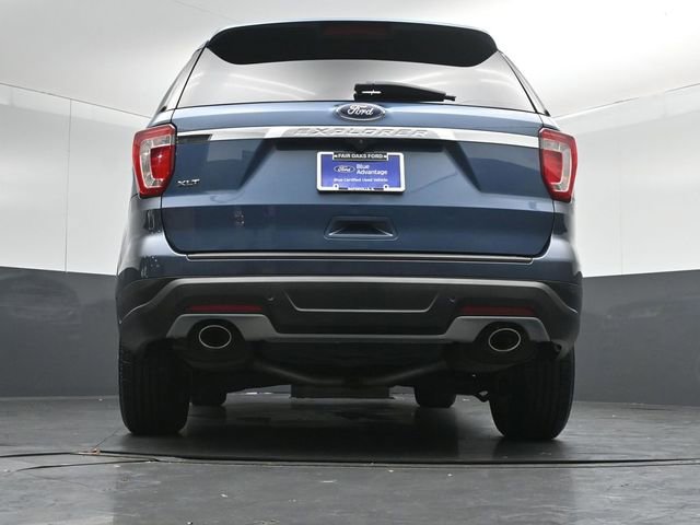 Certified 2018 Ford Explorer XLT FWD image 34