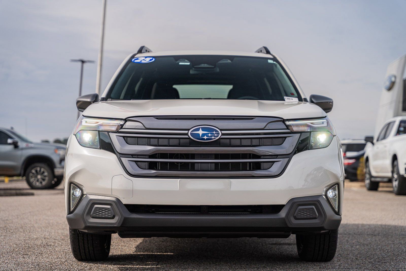 Used 2025 Subaru Forester Premium image 8