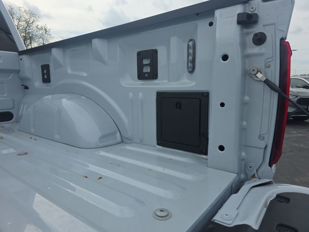 Certified 2025 Ford F150 Platinum w/ Equipment Group 702A High AWD/4WD image 17