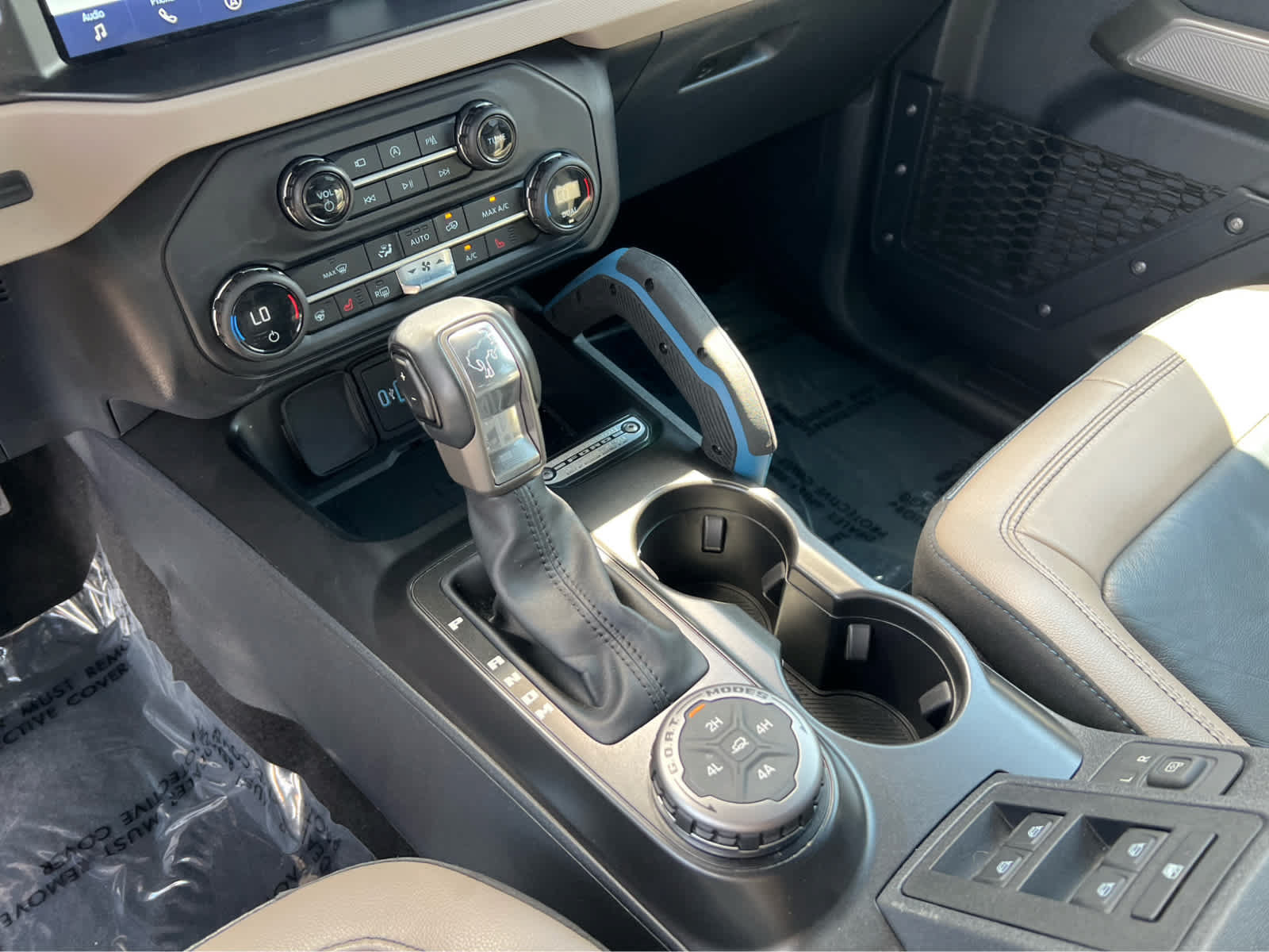 Certified 2023 Ford Bronco Wildtrak AWD/4WD image 37