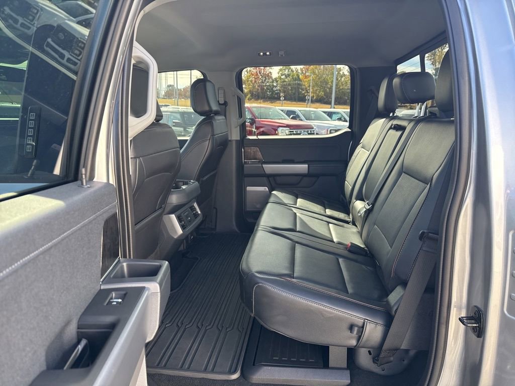 Certified 2024 Ford F250 Lariat w/ Black Appearance Package image 14