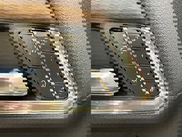 Used 2023 Chevrolet Silverado 1500 High Country w/ High Country Premium Package image 22