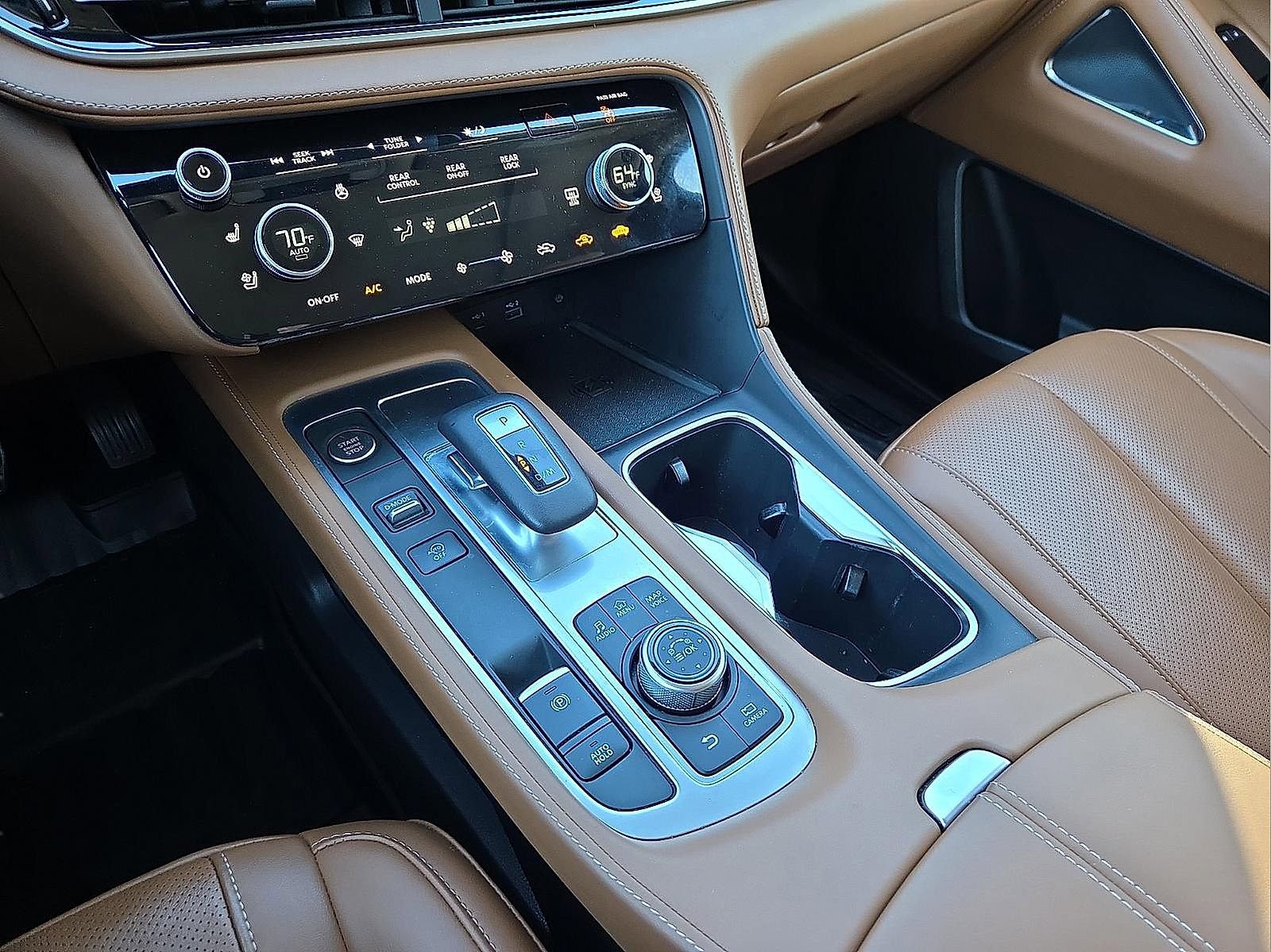 Used 2025 INFINITI QX60 Sensory w/ Vision Package AWD/4WD image 25