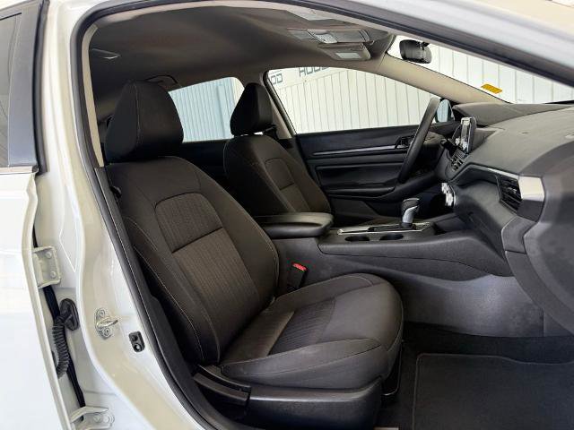Used 2023 Nissan Altima 2.5 S FWD image 7