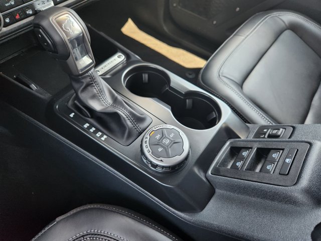 Certified 2025 Ford Bronco Outer Banks AWD/4WD image 18