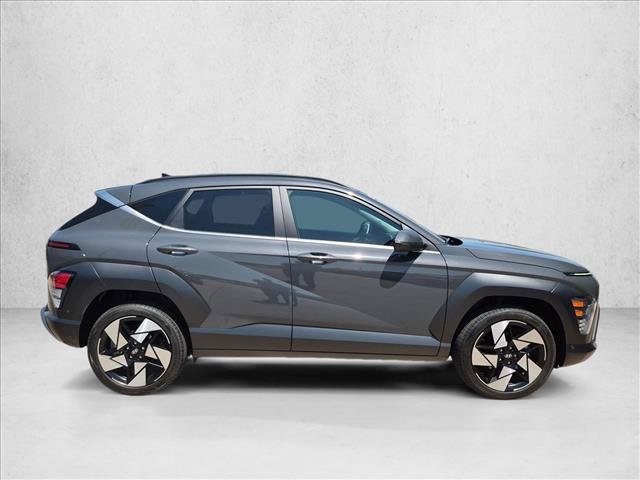 Used 2024 Hyundai Kona Limited AWD/4WD image 5