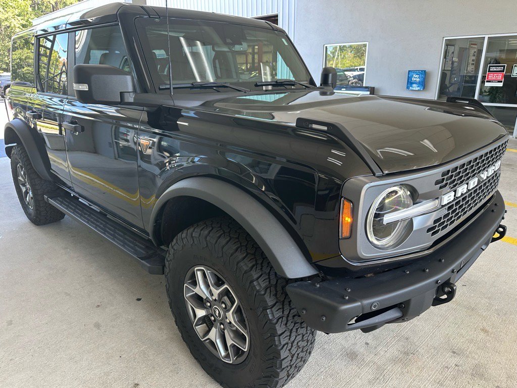 Certified 2024 Ford Bronco Badlands image 9