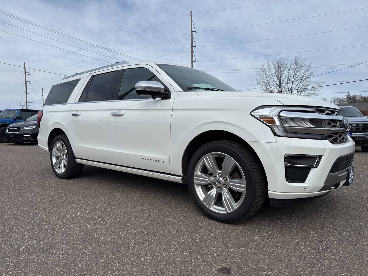 Certified 2023 Ford Expedition Max Platinum AWD/4WD image 4