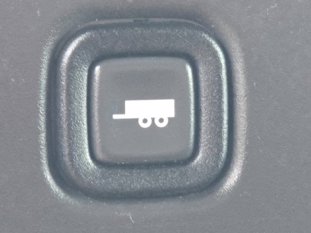 Used 2025 GMC Savana 2500 w/ Driver Convenience Package RWD image 28