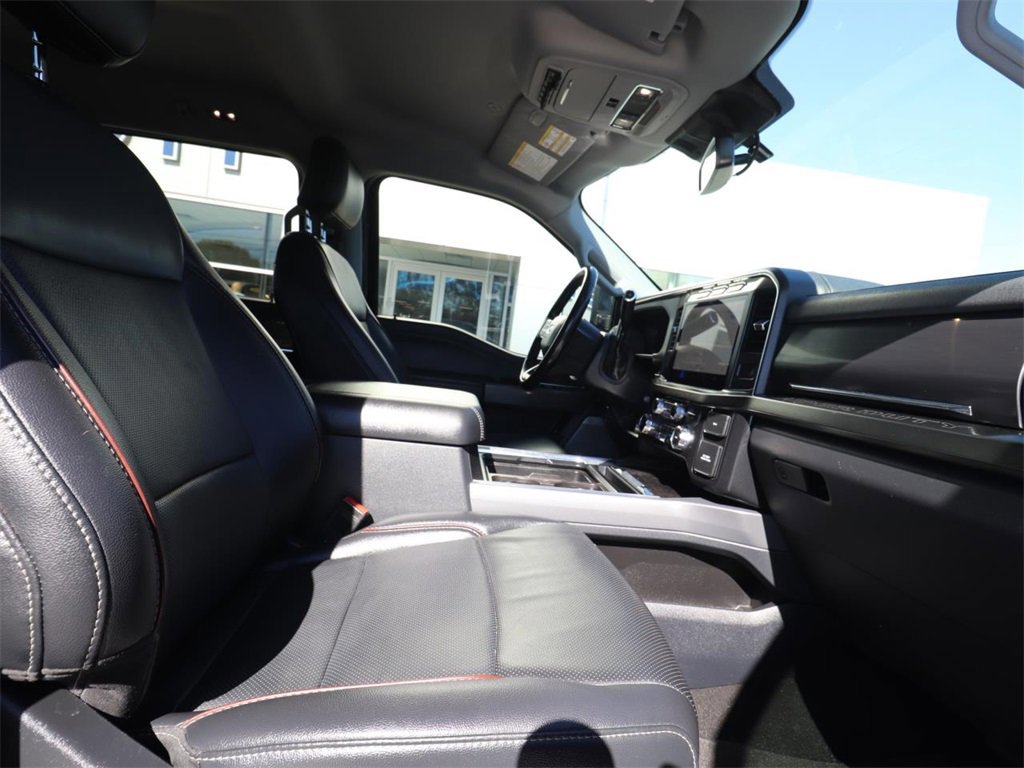 Certified 2024 Ford F250 Lariat w/ Black Appearance Package image 16