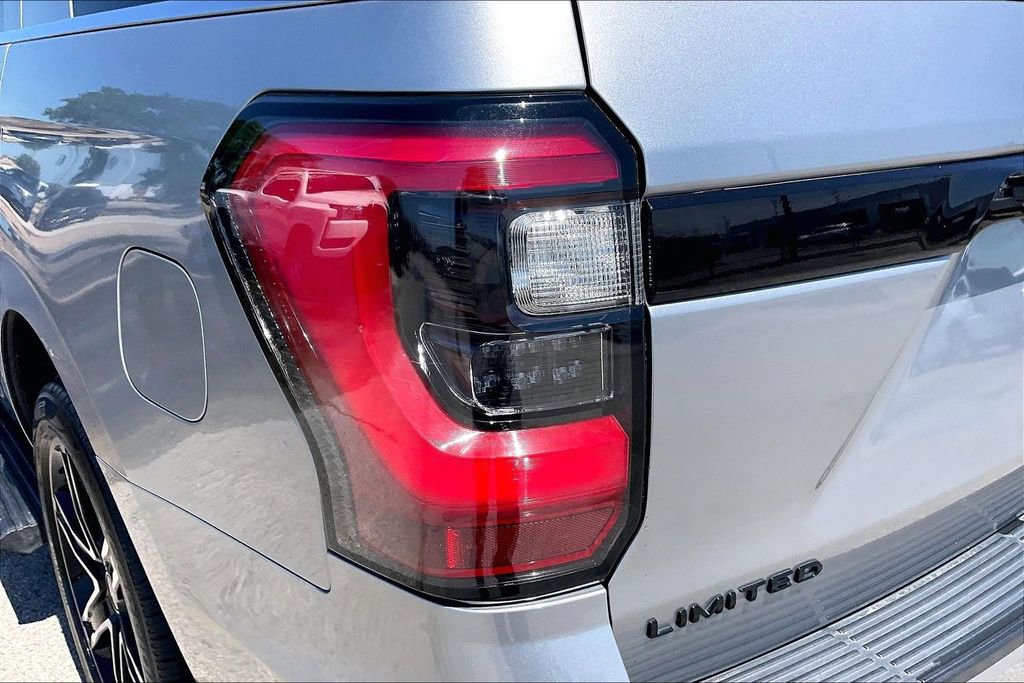 Certified 2021 Ford Expedition Limited AWD/4WD image 20