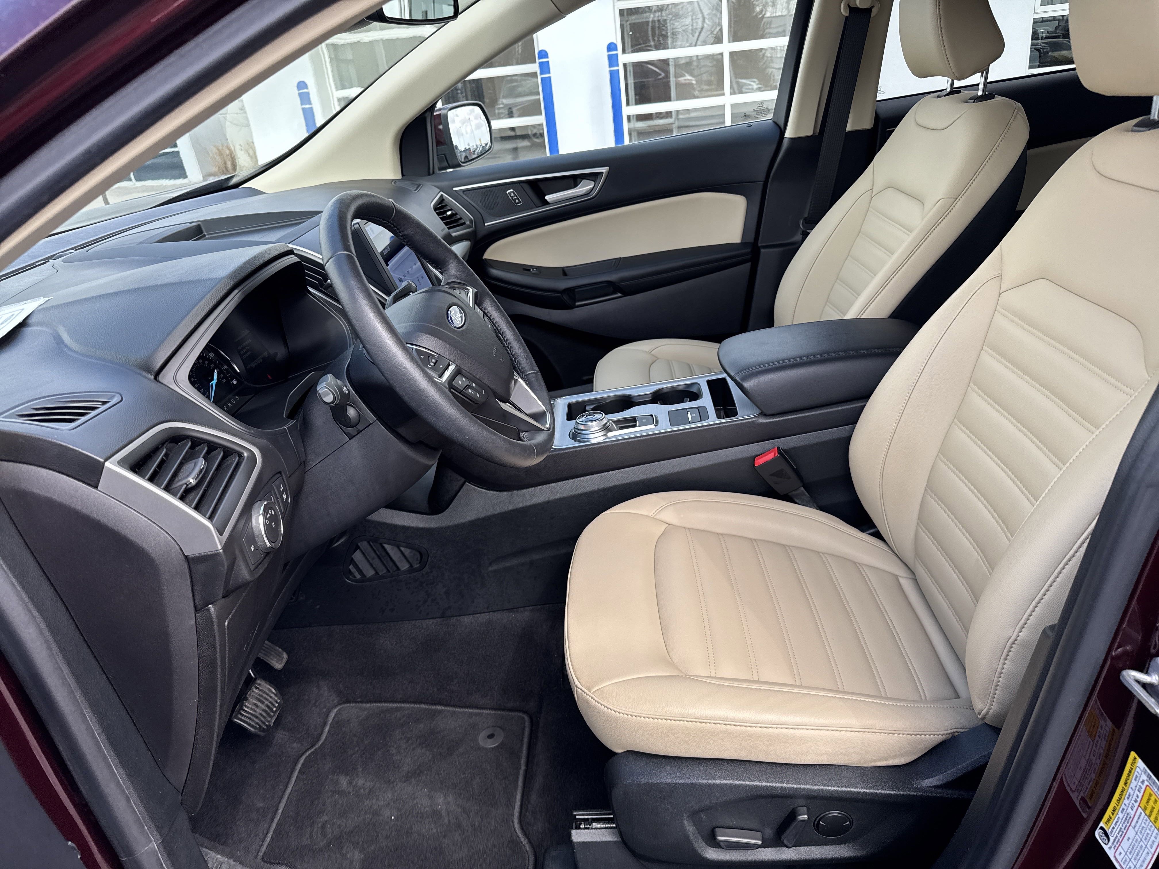 Certified 2022 Ford Edge SEL w/ Convenience Package image 18