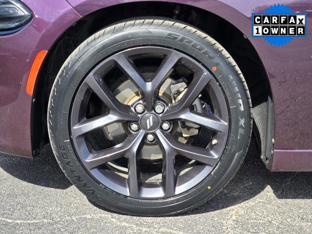 Used 2022 Dodge Charger SXT w/ Blacktop Package image 10