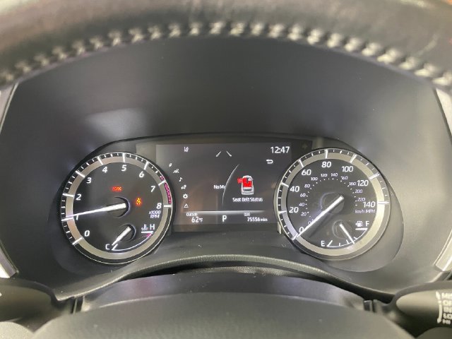 Used 2020 Toyota Highlander XLE AWD/4WD image 5