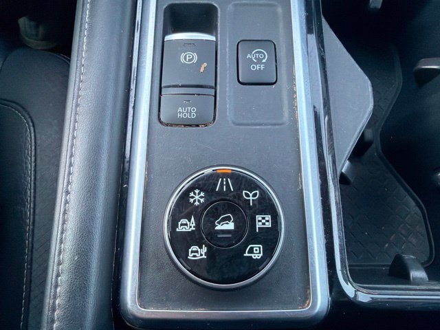 Used 2022 Nissan Pathfinder SL AWD/4WD image 39
