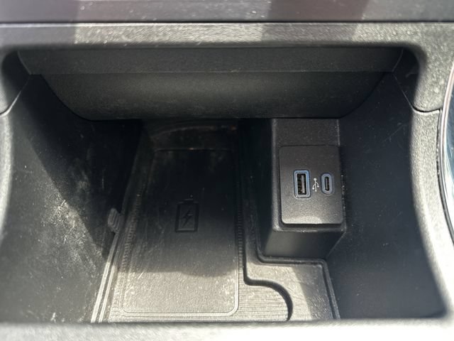 Certified 2023 Ford Edge Titanium AWD/4WD image 25