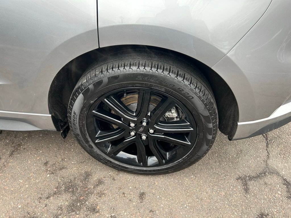 Certified 2023 Ford Edge ST-Line image 35