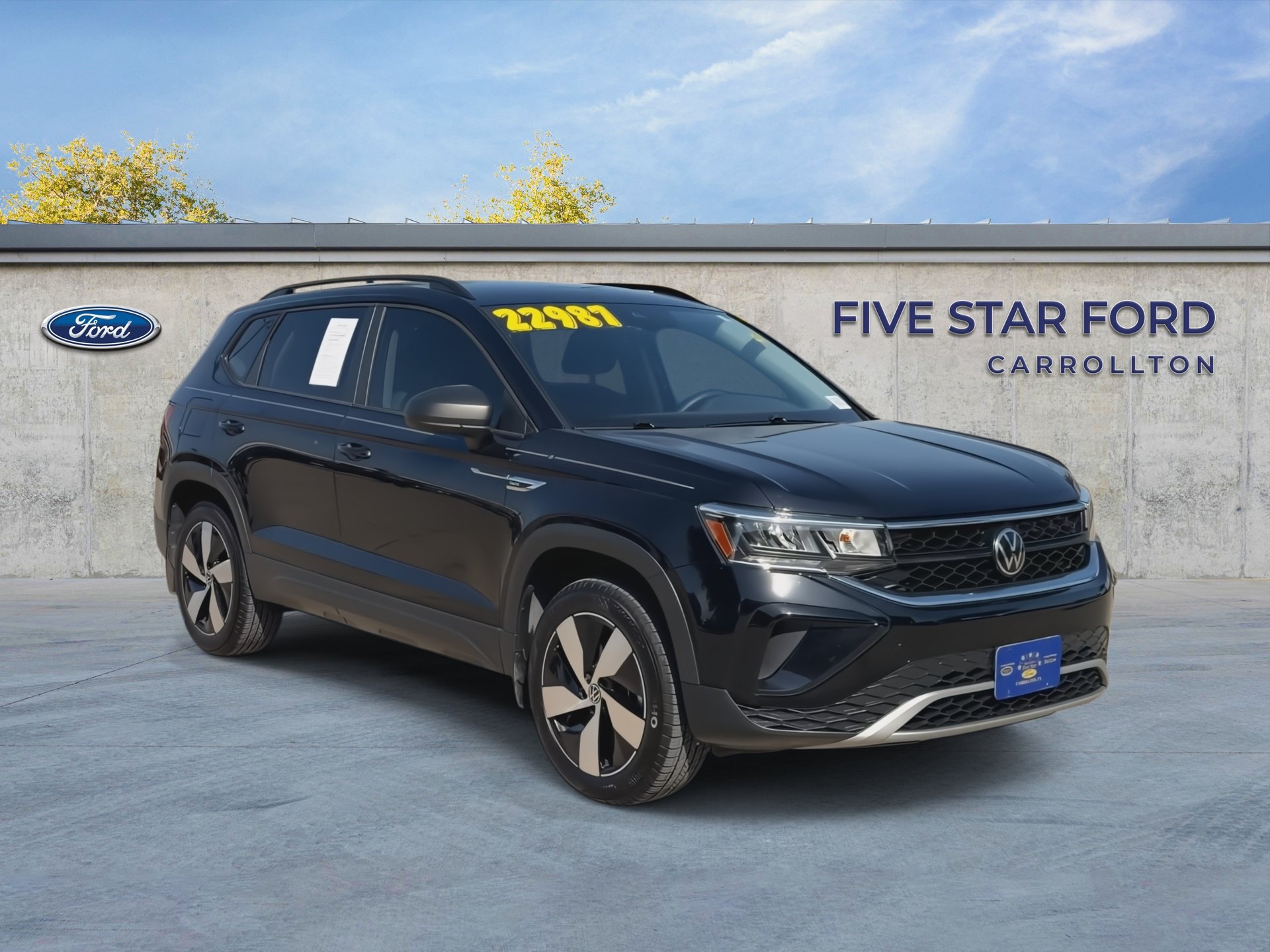 Used 2024 Volkswagen Taos S AWD/4WD image 2