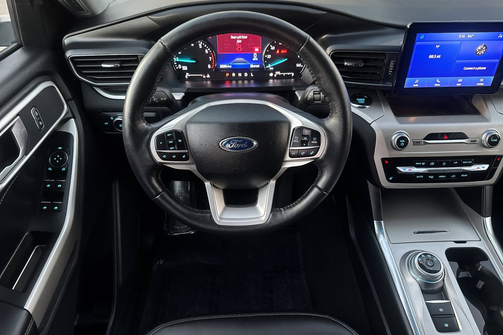 Certified 2022 Ford Explorer XLT w/ Equipment Group 202A image 15