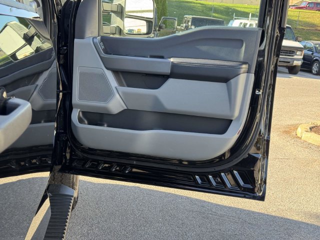 Certified 2024 Ford F250 XL w/ STX Appearance Package AWD/4WD image 10