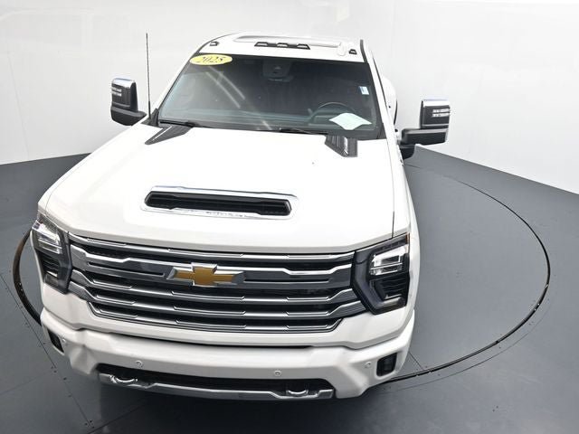Used 2025 Chevrolet Silverado 3500 High Country w/ High Country Premium Package AWD/4WD image 24