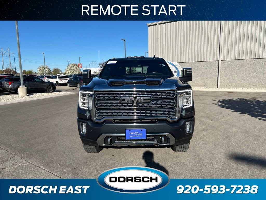Used 2022 GMC Sierra 2500 Denali w/ Denali Ultimate Package AWD/4WD image 3
