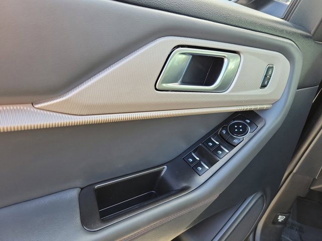 Certified 2025 Ford Explorer Active image 22