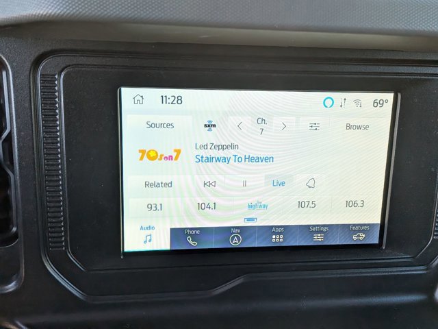 Certified 2022 Ford Bronco Black Diamond image 23