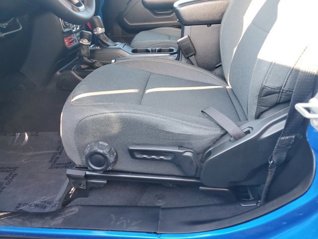 Used 2024 Jeep Wrangler Willys image 10