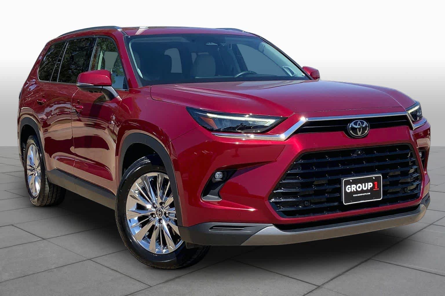 Used 2024 Toyota Grand Highlander AWD image 3