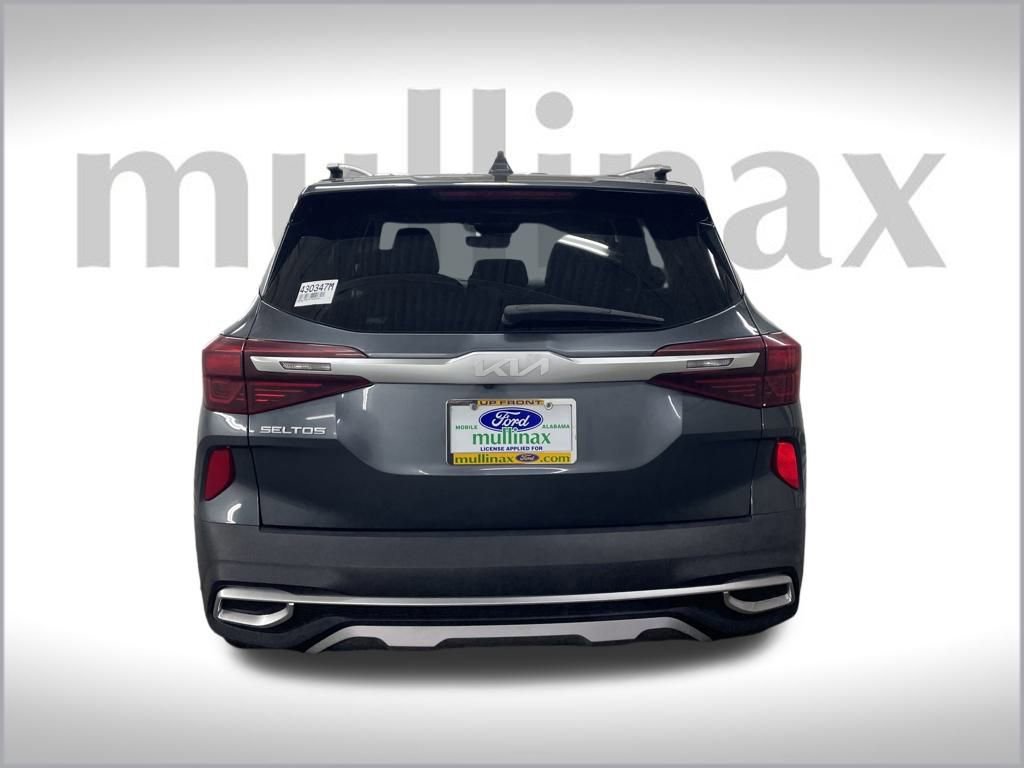 Used 2023 Kia Seltos S image 4