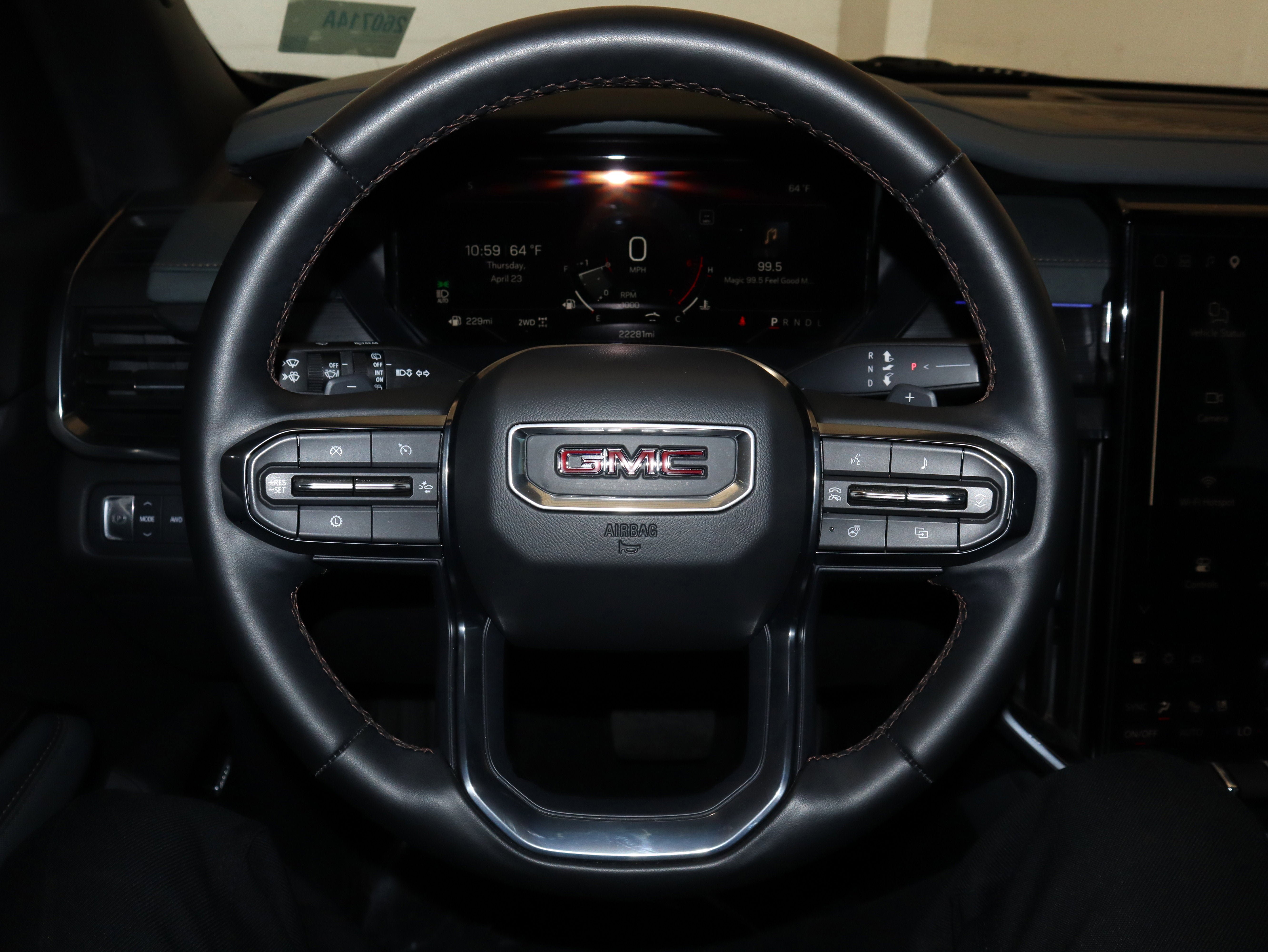 Used 2024 GMC Acadia AT4 w/ Luxury Package AWD/4WD image 24