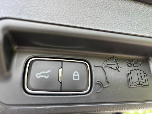 Certified 2023 Ford Explorer ST-Line AWD/4WD image 10