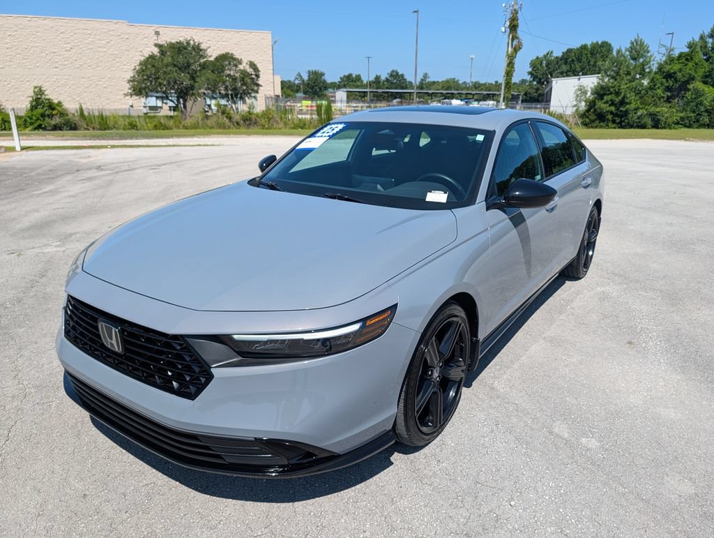 Used 2025 Honda Accord Sport image 5