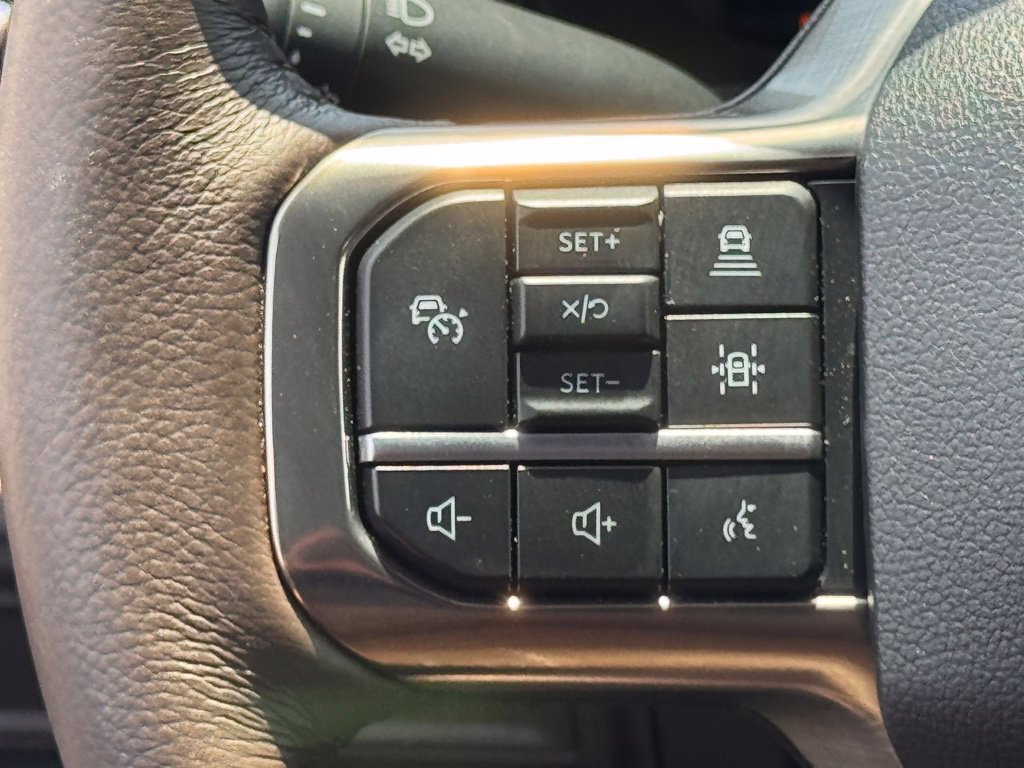 Certified 2025 Ford F150 King Ranch w/ FX4 Off-Road Package AWD/4WD image 23