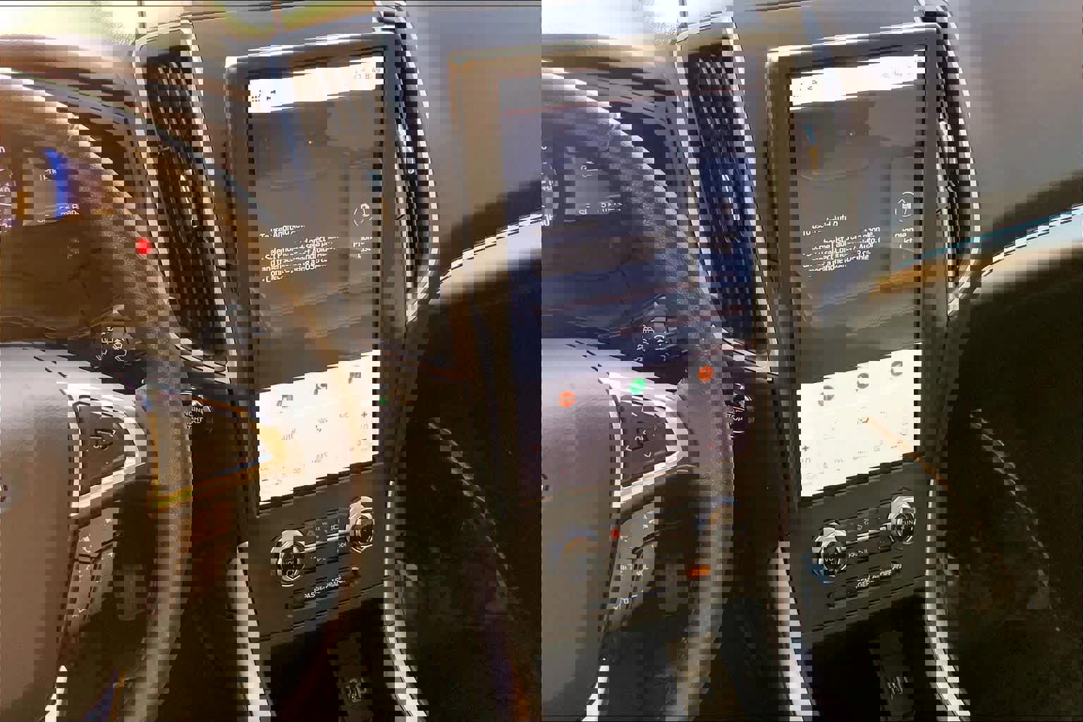 Certified 2024 Ford Edge SEL w/ Sport Appearance Package image 9