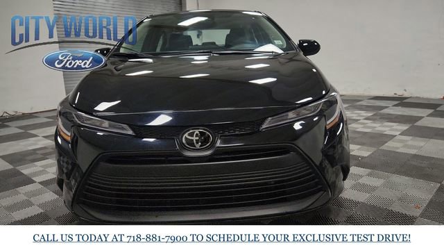 Used 2025 Toyota Corolla LE image 10