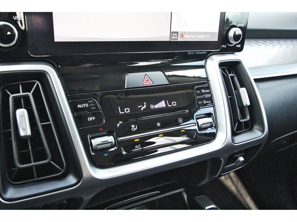 Used 2023 Kia Sorento S w/ Panoramic Sunroof Package FWD image 24