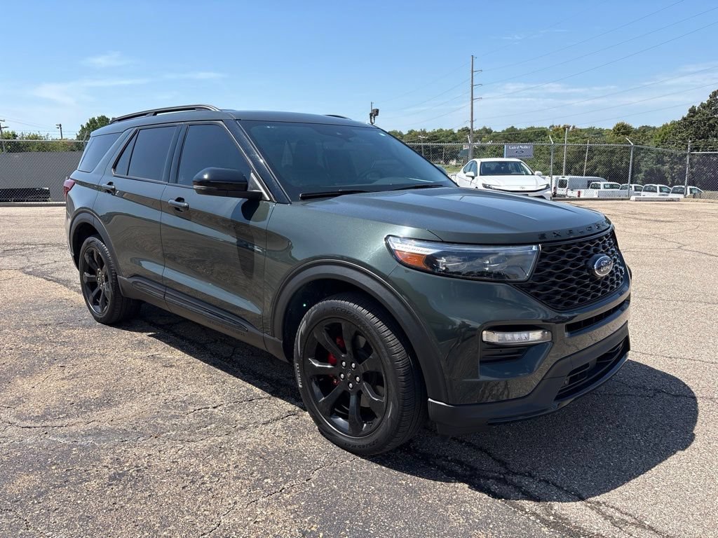 Certified 2024 Ford Explorer ST w/ Equipment Group 401A AWD/4WD video 1