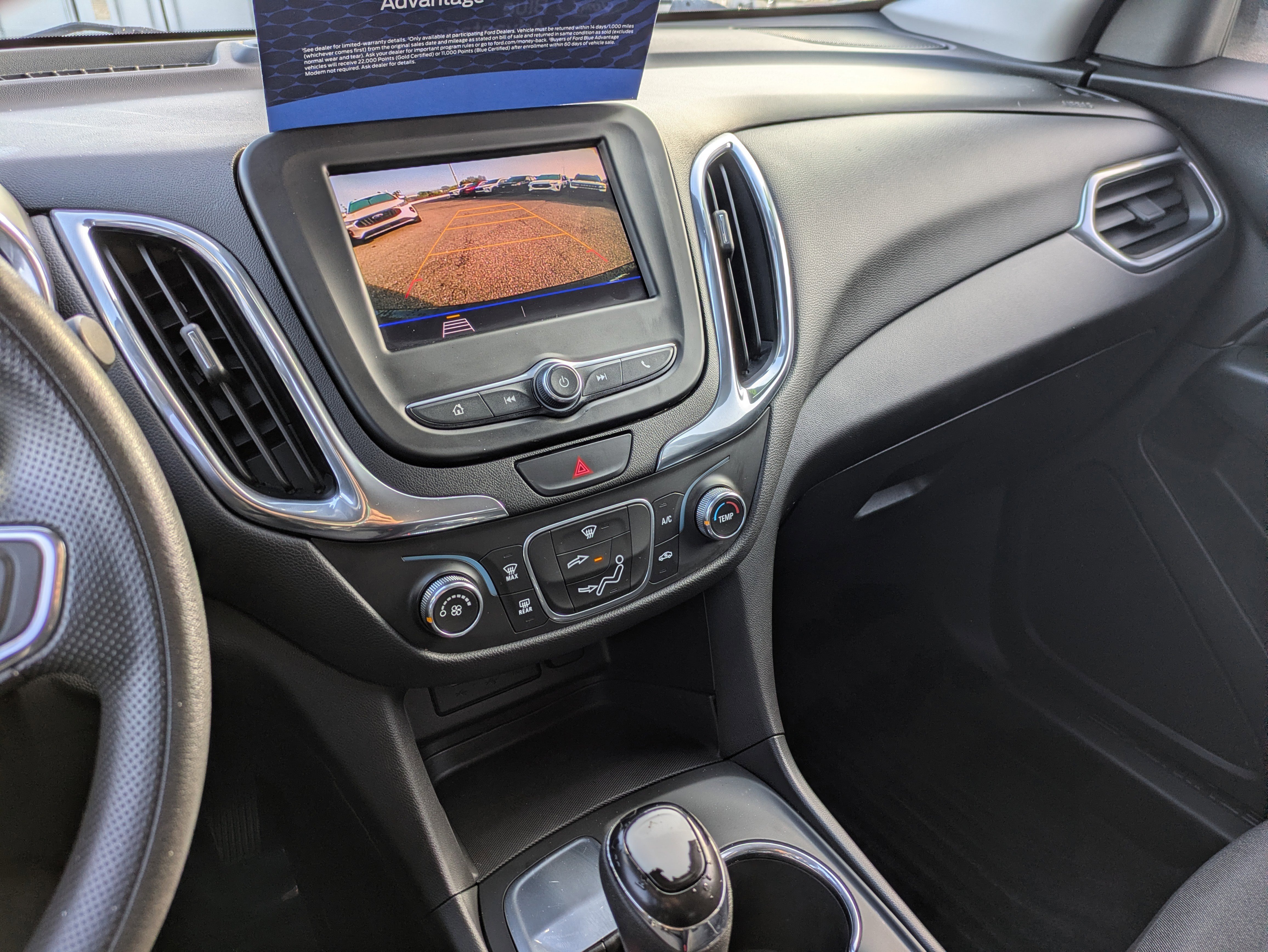 Used 2020 Chevrolet Equinox LT image 29