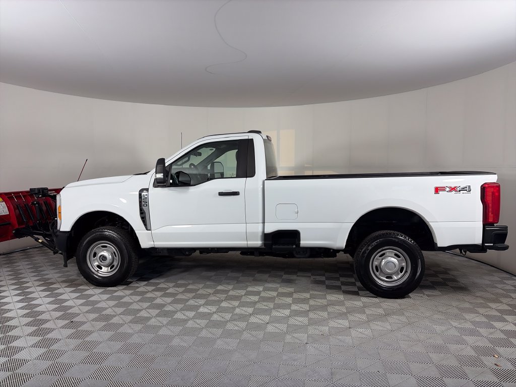 Certified 2023 Ford F250 XL w/ FX4 Off-Road Package AWD/4WD image 4
