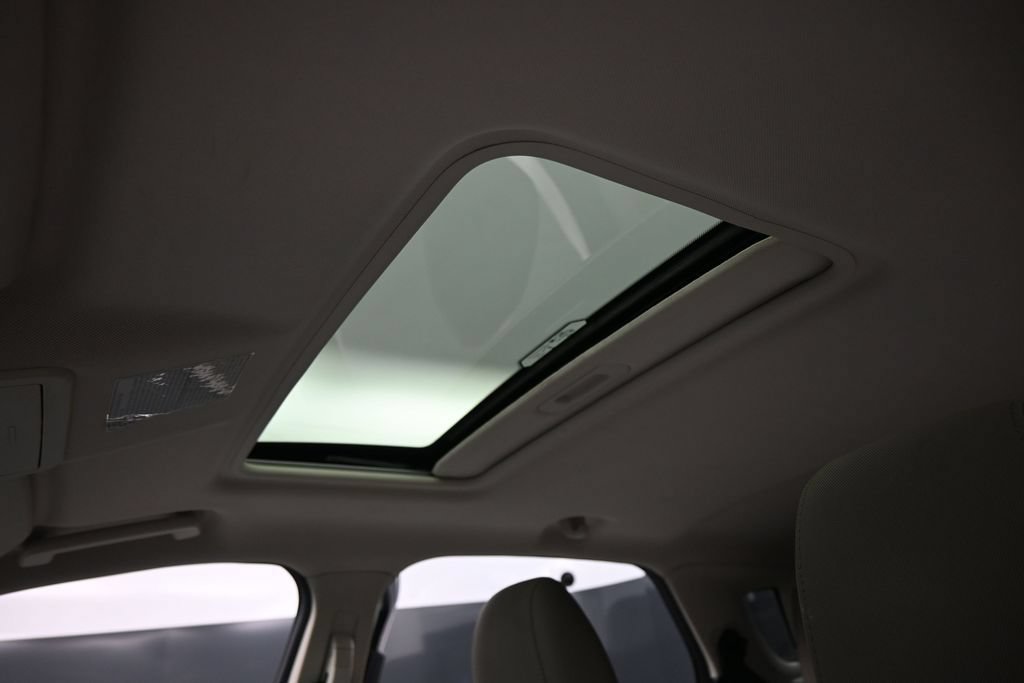 Certified 2019 Ford EcoSport SE w/ SE Convenience Package FWD image 18