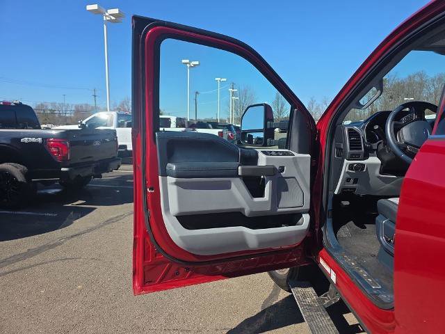 Certified 2022 Ford F450 Limited w/ FX4 Off-Road Package image 20