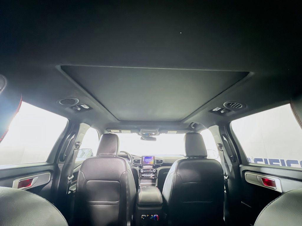 Certified 2022 Ford Explorer ST-Line w/ Class IV Trailer Tow Package image 45