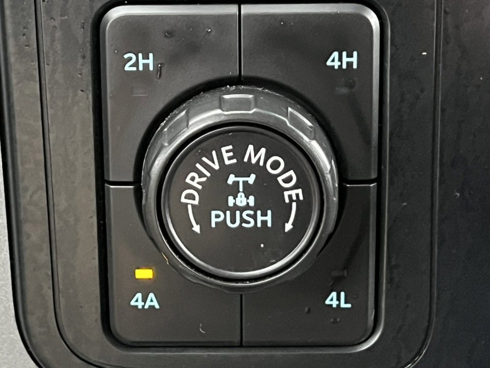 Certified 2023 Ford F150 Lariat w/ Equipment Group 502A High image 37