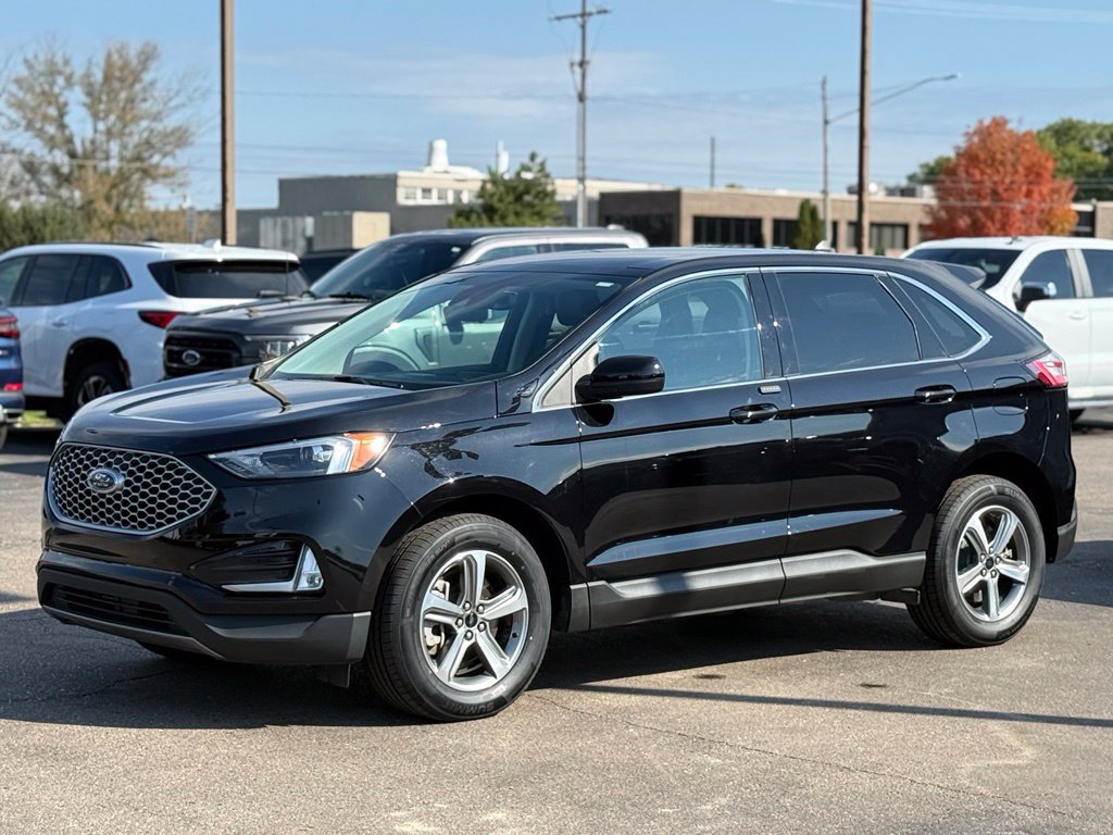 Certified 2024 Ford Edge SEL w/ Convenience Package AWD/4WD image 40
