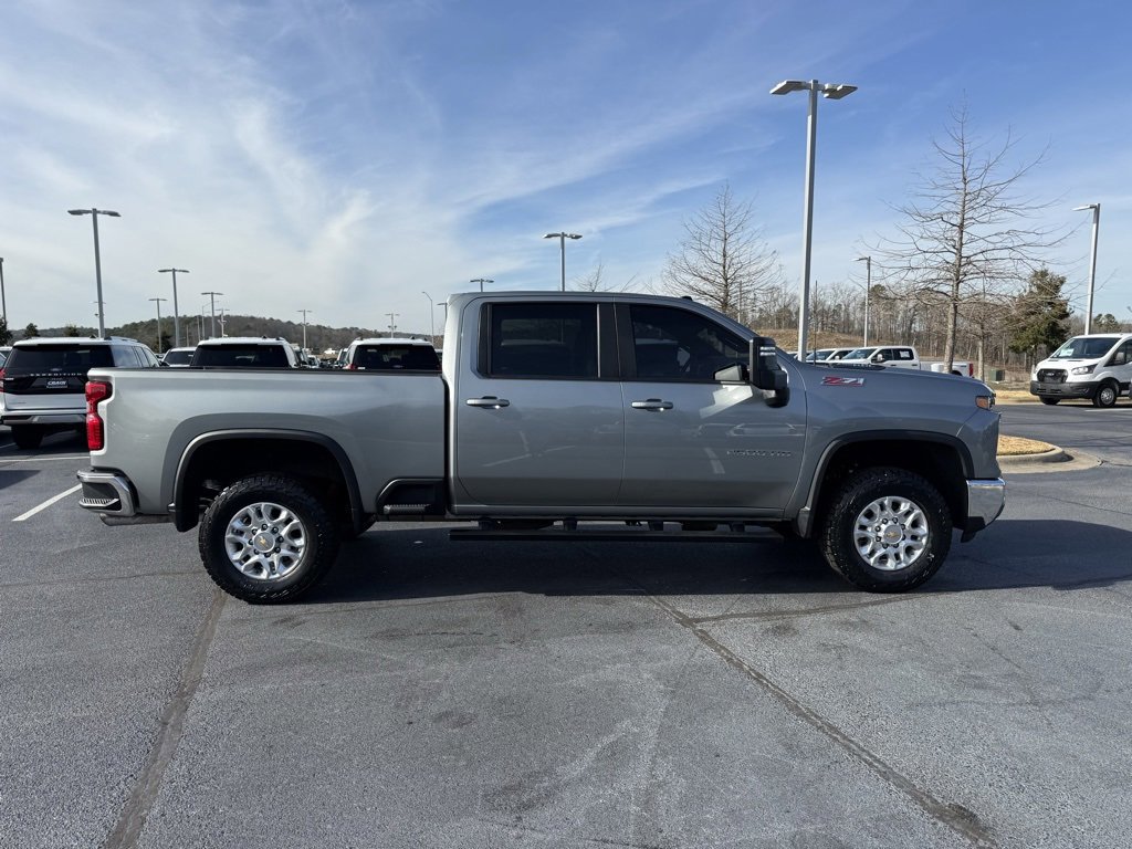 Used 2024 Chevrolet Silverado 2500 LT image 6