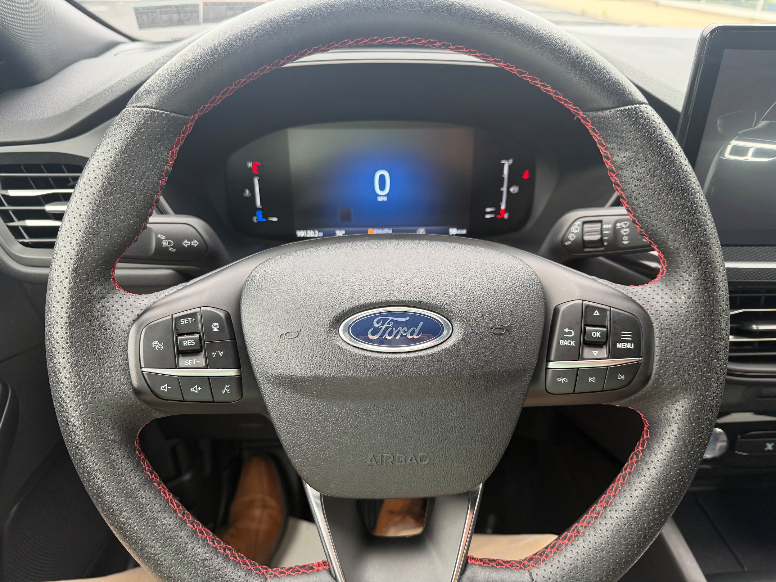 Certified 2024 Ford Escape ST-Line AWD/4WD image 28